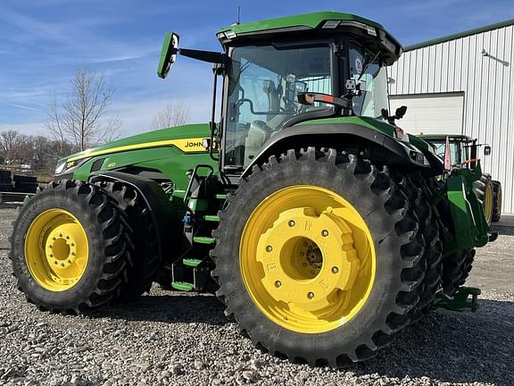 Image of John Deere 8R 410 equipment image 3