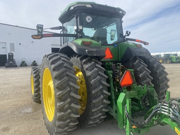 Image of John Deere 8R 410 equipment image 4