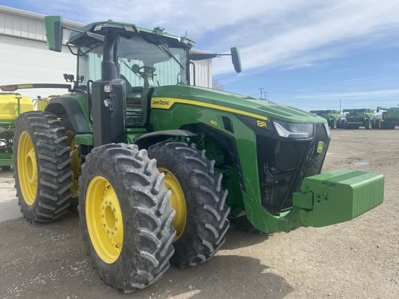 Image of John Deere 8R 410 equipment image 2