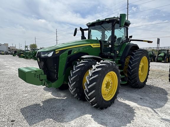 Image of John Deere 8R 410 Primary image
