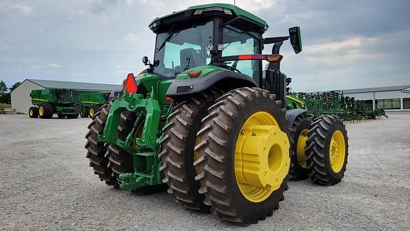 Image of John Deere 8R 410 equipment image 4