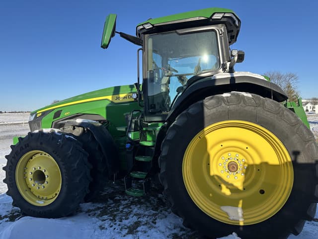 Image of John Deere 8R 410 equipment image 1