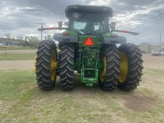 Image of John Deere 8R 410 equipment image 2