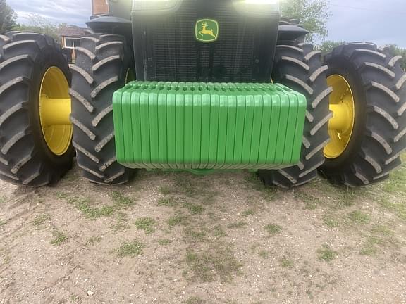 Image of John Deere 8R 410 equipment image 4