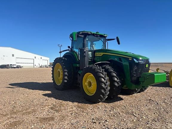 Image of John Deere 8R 410 equipment image 4