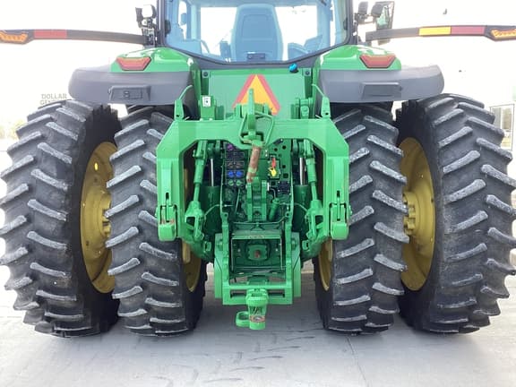 Image of John Deere 8R 410 equipment image 4
