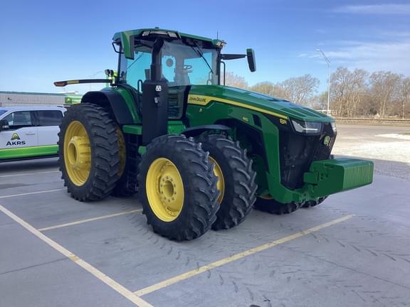 Image of John Deere 8R 410 equipment image 2