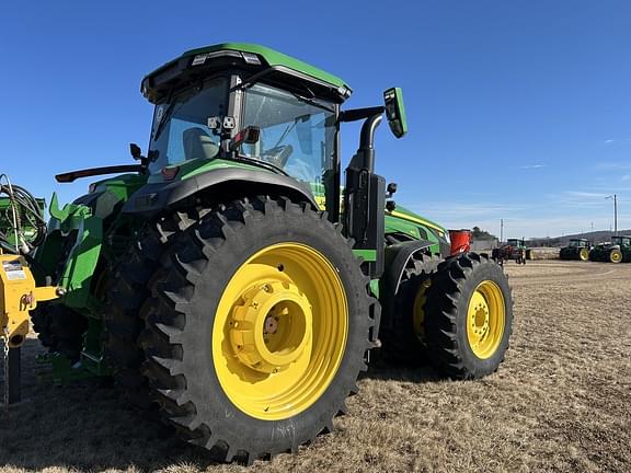 Image of John Deere 8R 410 equipment image 3