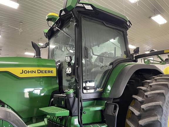 Image of John Deere 8R 410 equipment image 3