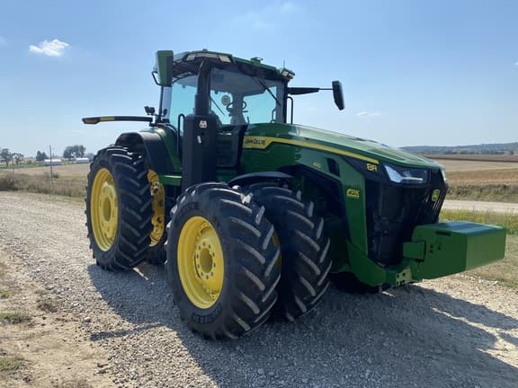 Image of John Deere 8R 410 equipment image 2