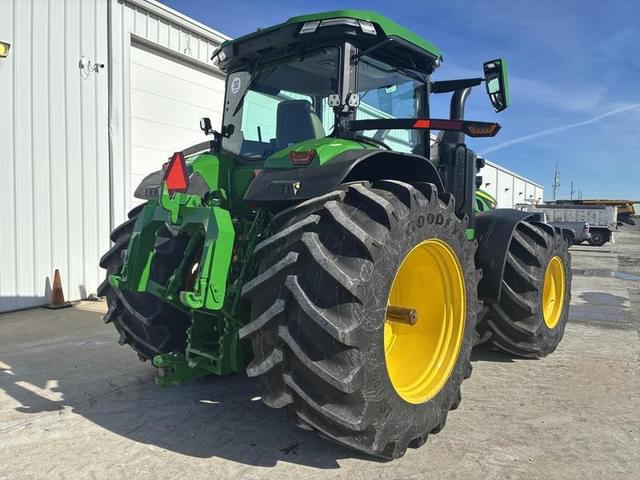 Image of John Deere 8R 410 equipment image 4