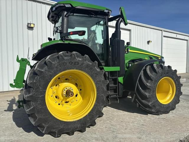 Image of John Deere 8R 410 equipment image 3