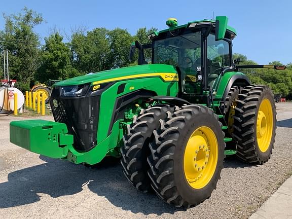 Image of John Deere 8R 410 Primary image