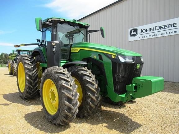 Image of John Deere 8R 410 equipment image 4