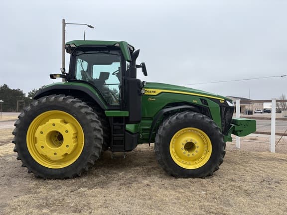 Image of John Deere 8R 410 equipment image 4
