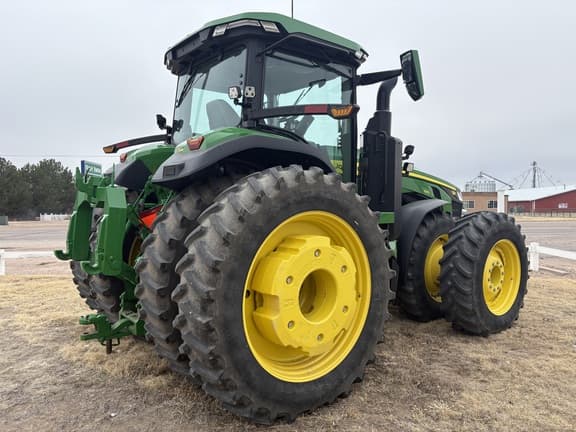 Image of John Deere 8R 410 equipment image 2