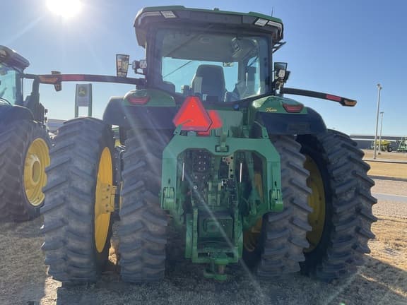 Image of John Deere 8R 410 equipment image 4