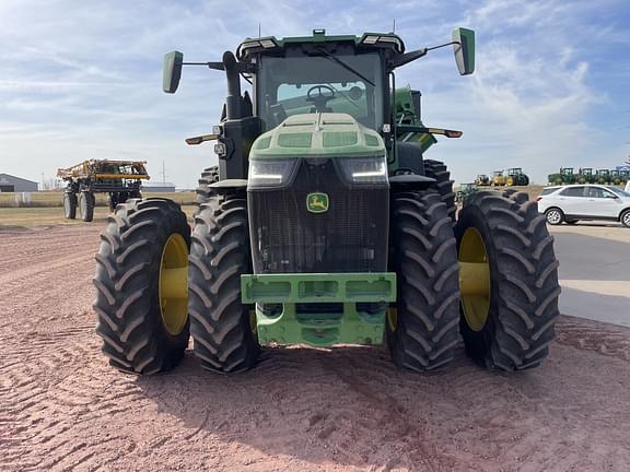 Image of John Deere 8R 410 equipment image 2