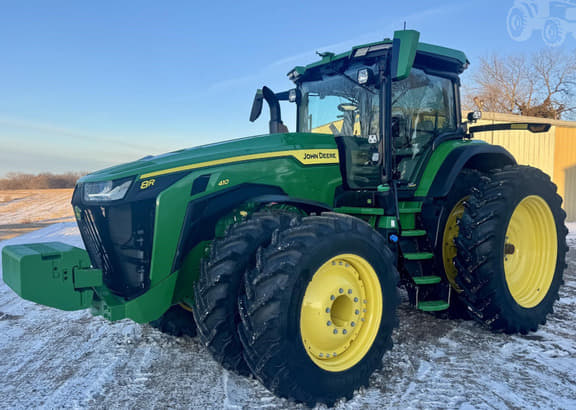 Image of John Deere 8R 410 Image 0