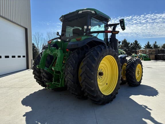 Image of John Deere 8R 410 equipment image 2
