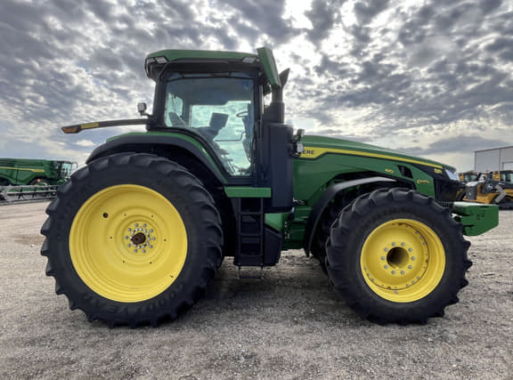 Image of John Deere 8R 410 equipment image 3