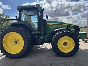 2023 John Deere 8R 410 Image