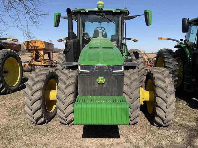 Image of John Deere 8R 250 equipment image 4