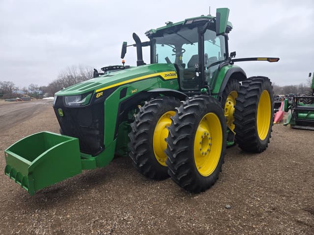 Image of John Deere 8R 340 equipment image 2