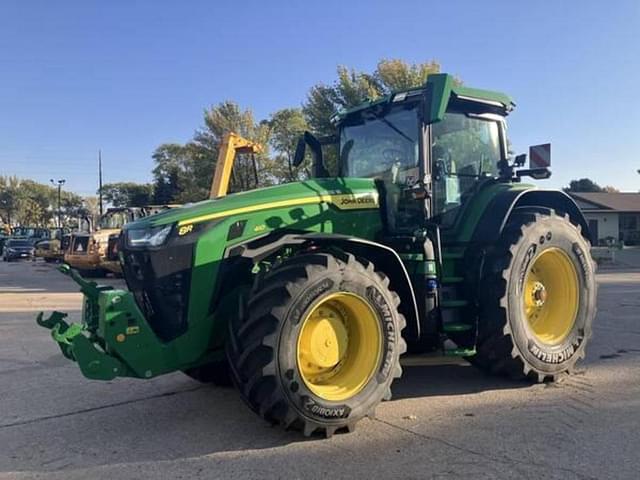 Image of John Deere 8R 410 equipment image 2