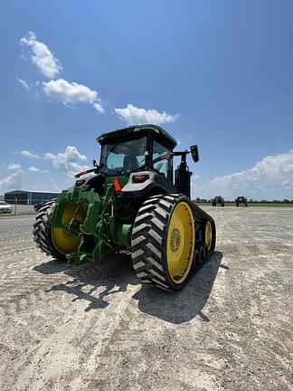 Image of John Deere 8RT 310 equipment image 4