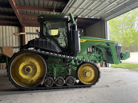 Image of John Deere 8RT 310 equipment image 3