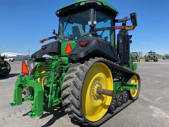 Image of John Deere 8RT 340 equipment image 2