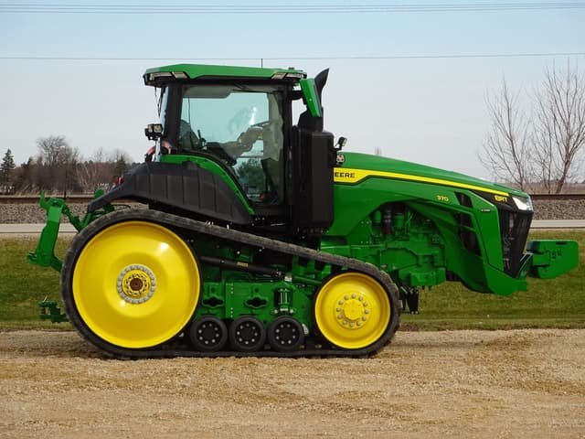 Image of John Deere 8RT 370 equipment image 4