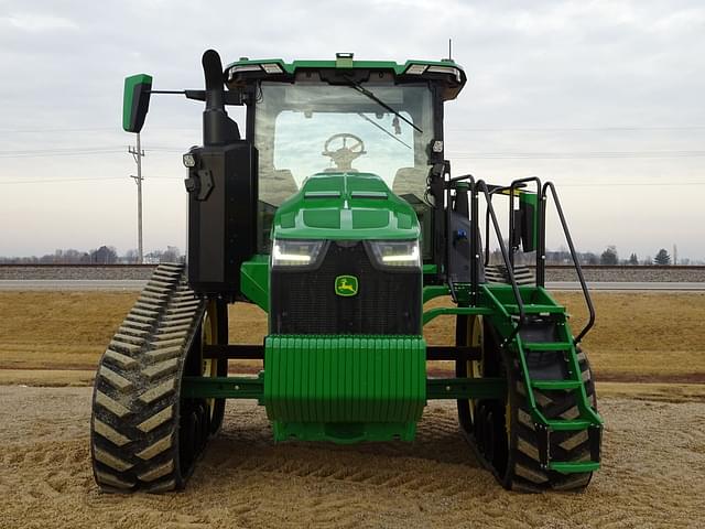 Image of John Deere 8RT 370 equipment image 1