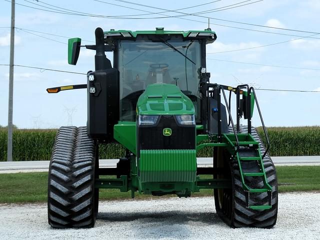 Image of John Deere 8RT 370 equipment image 2