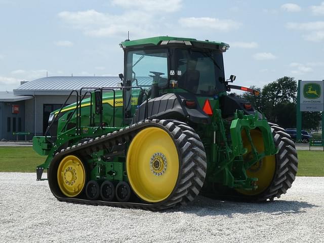 Image of John Deere 8RT 370 equipment image 4