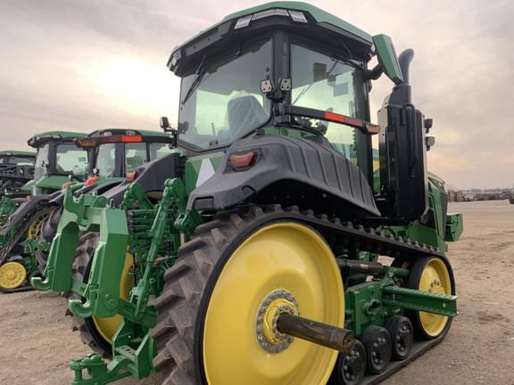 Image of John Deere 8RT 370 equipment image 1