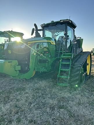 Image of John Deere 8RT 370 equipment image 2