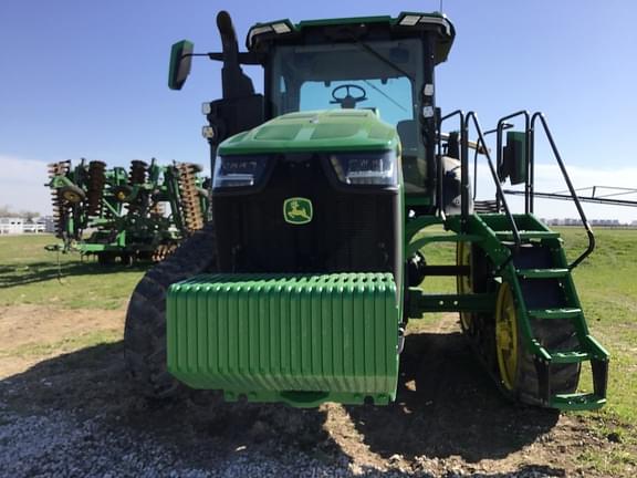 Image of John Deere 8RT 370 equipment image 2