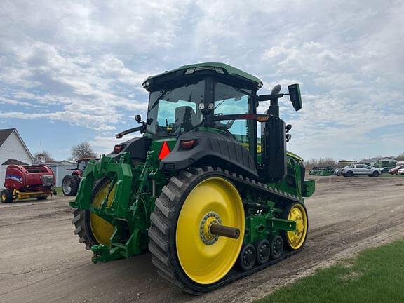 Image of John Deere 8RT 370 equipment image 4