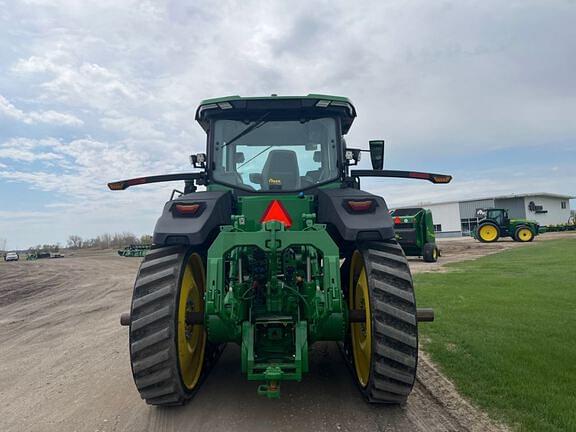 Image of John Deere 8RT 370 equipment image 3