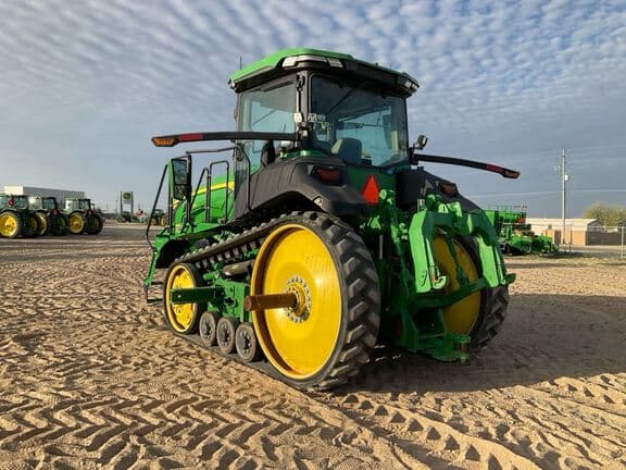 Image of John Deere 8RT 370 equipment image 2