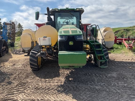 Image of John Deere 8RT 370 equipment image 1