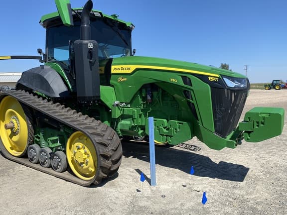 Image of John Deere 8RT 370 equipment image 2