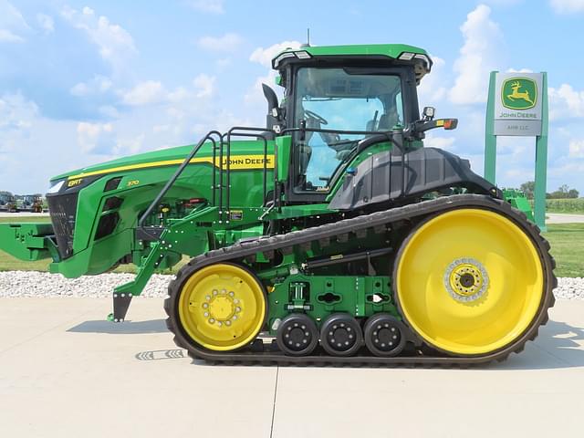 Image of John Deere 8RT 370 equipment image 3