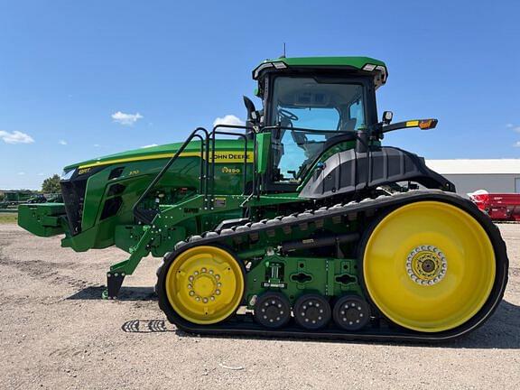 Image of John Deere 8RT 370 equipment image 1