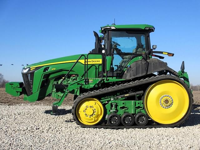 Image of John Deere 8RT 370 equipment image 4