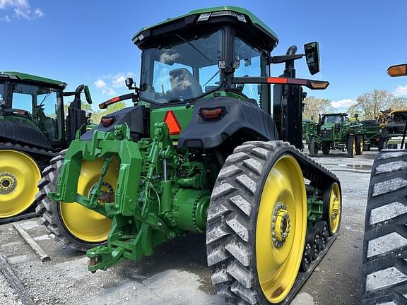 Image of John Deere 8RT 370 equipment image 3