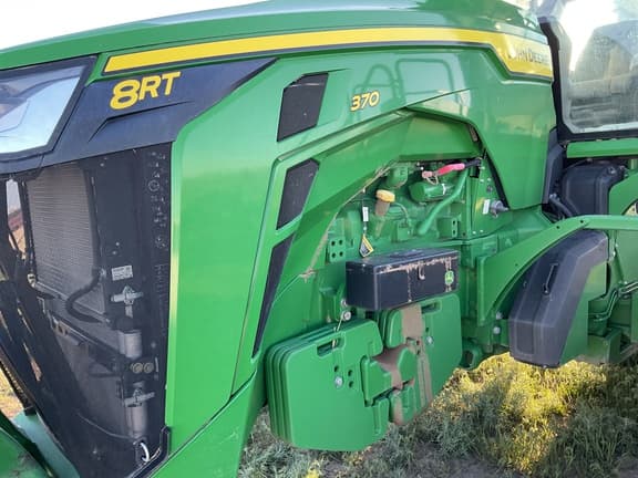 Image of John Deere 8RT 370 equipment image 3