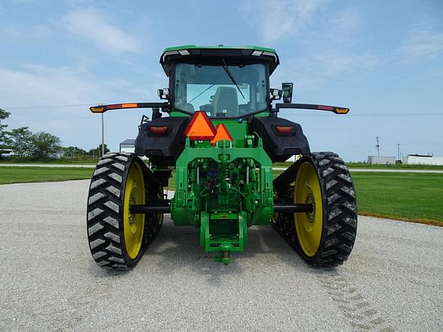 Image of John Deere 8RT 370 equipment image 1